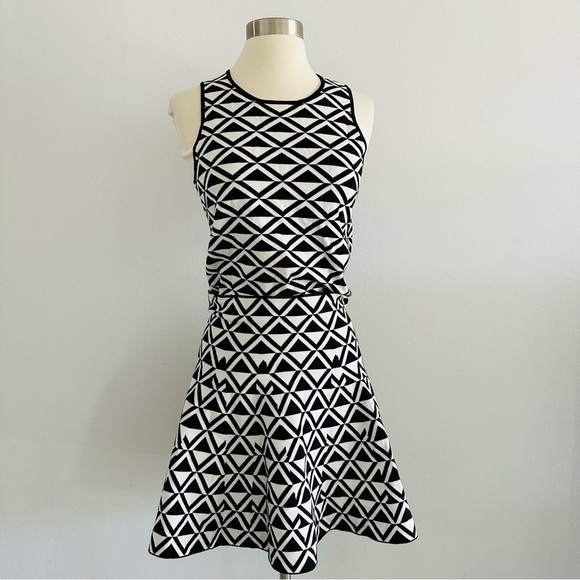 Trina Turk Skirt Top Set - Picture 1 of 9